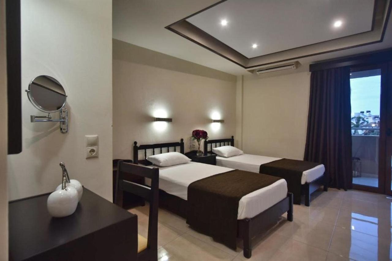 24 Seven Boutique Hotel Malia Exteriör bild